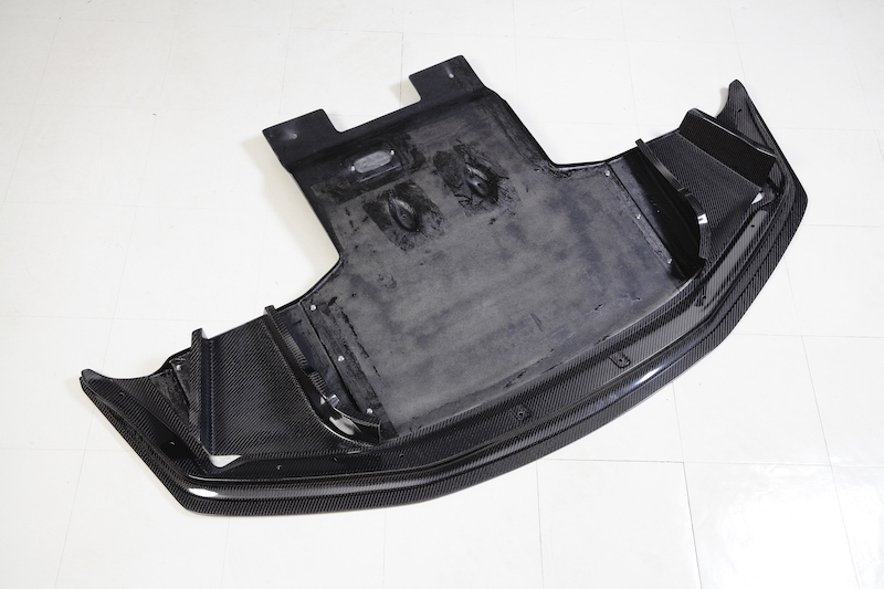 Global Auto Front Diffuser (FRP)