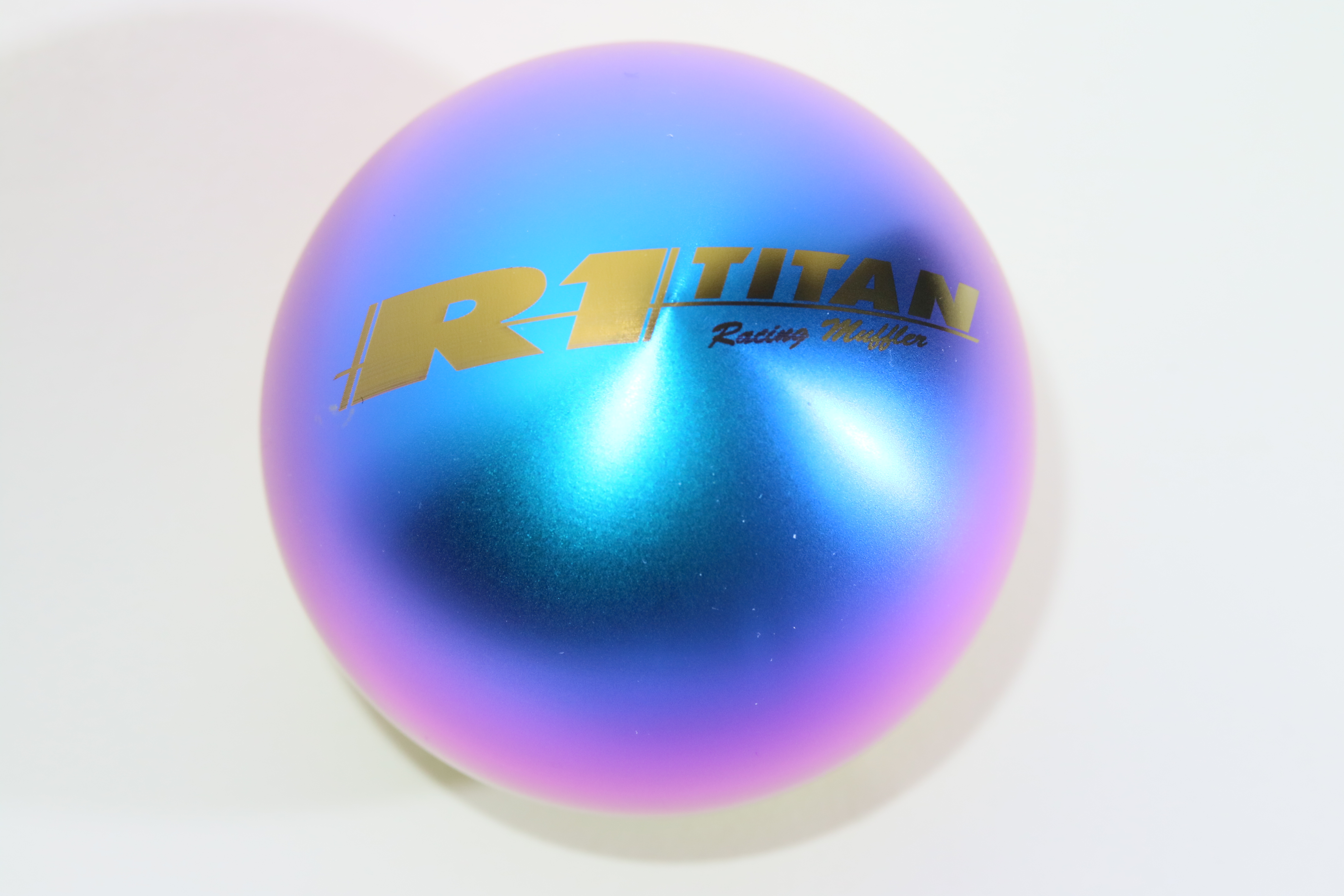 R1 Titan Titanium Shirt Knob